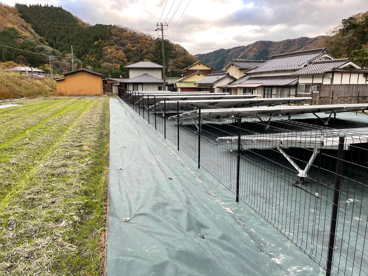 兵庫県 太陽光フェンス